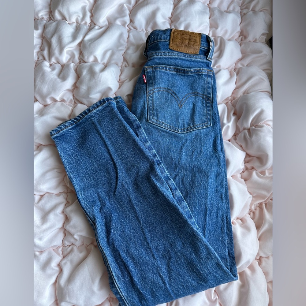 Levi Blue Denim Jeans Wedgie Fit high rise